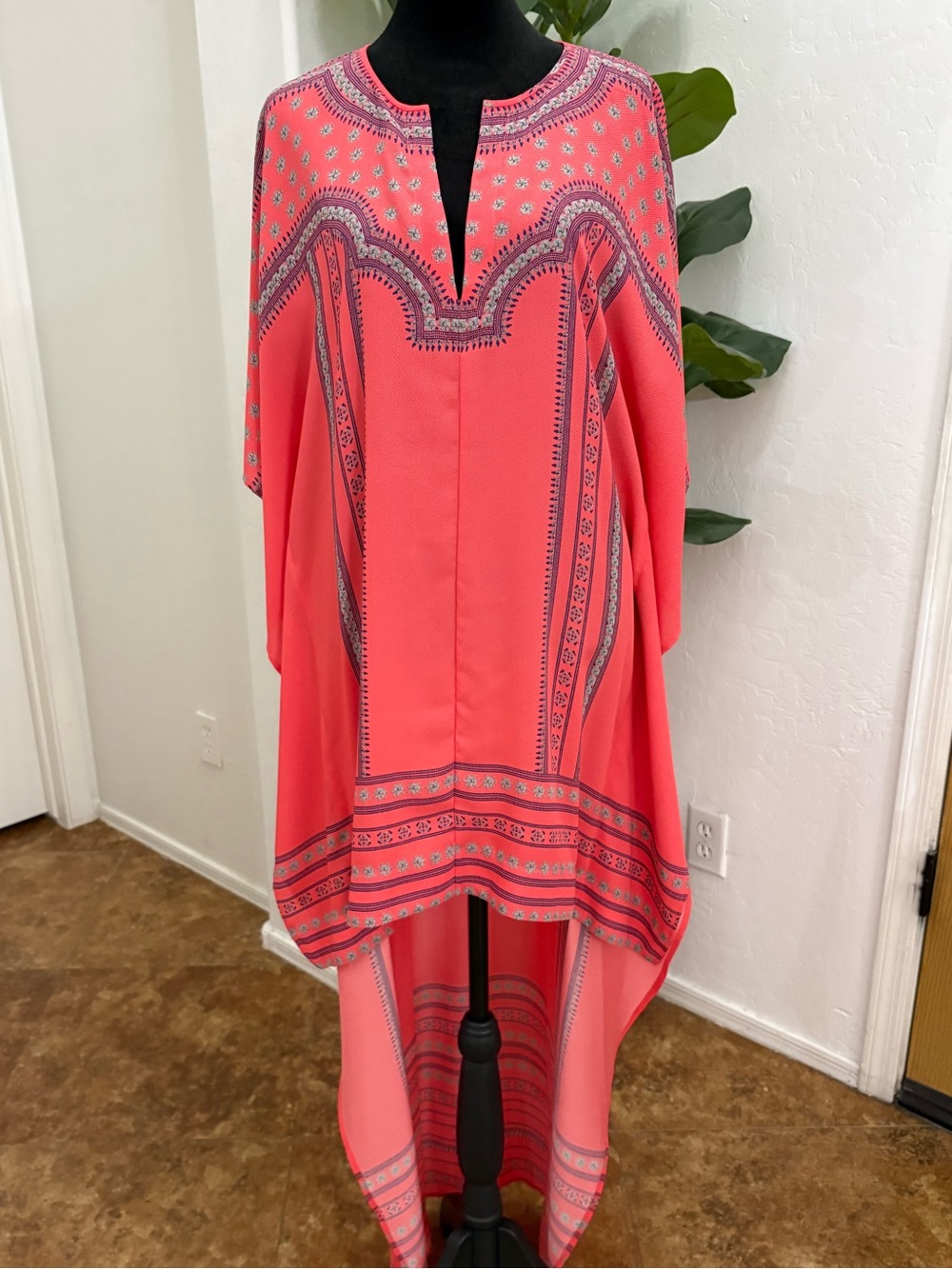 BCBG MAXAZRIA Women’s Coral Printed High Low Tunic